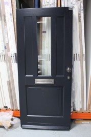 Skantrae Voordeur 93x211.5 cm. 